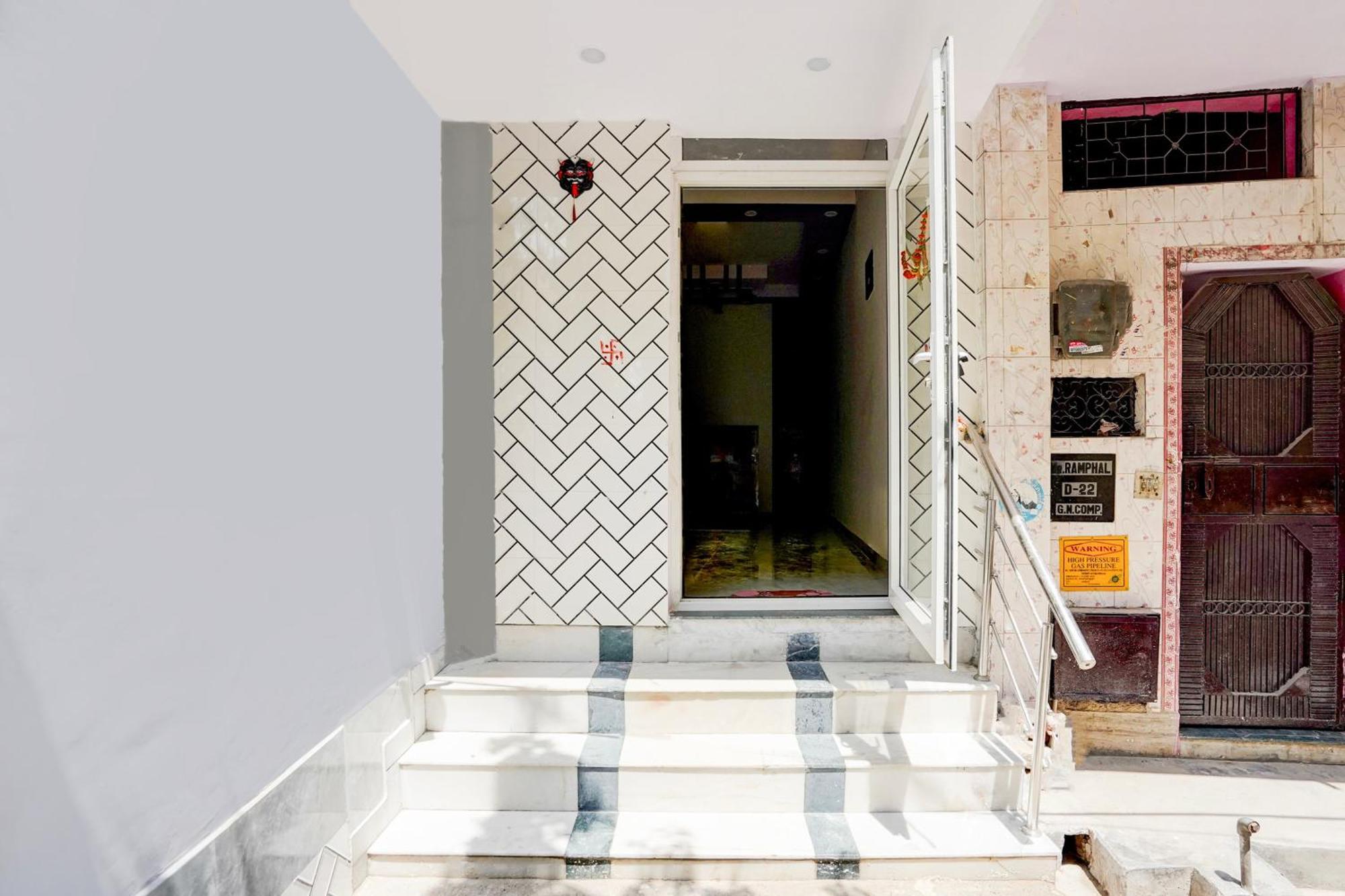 O Karan Residency 4*