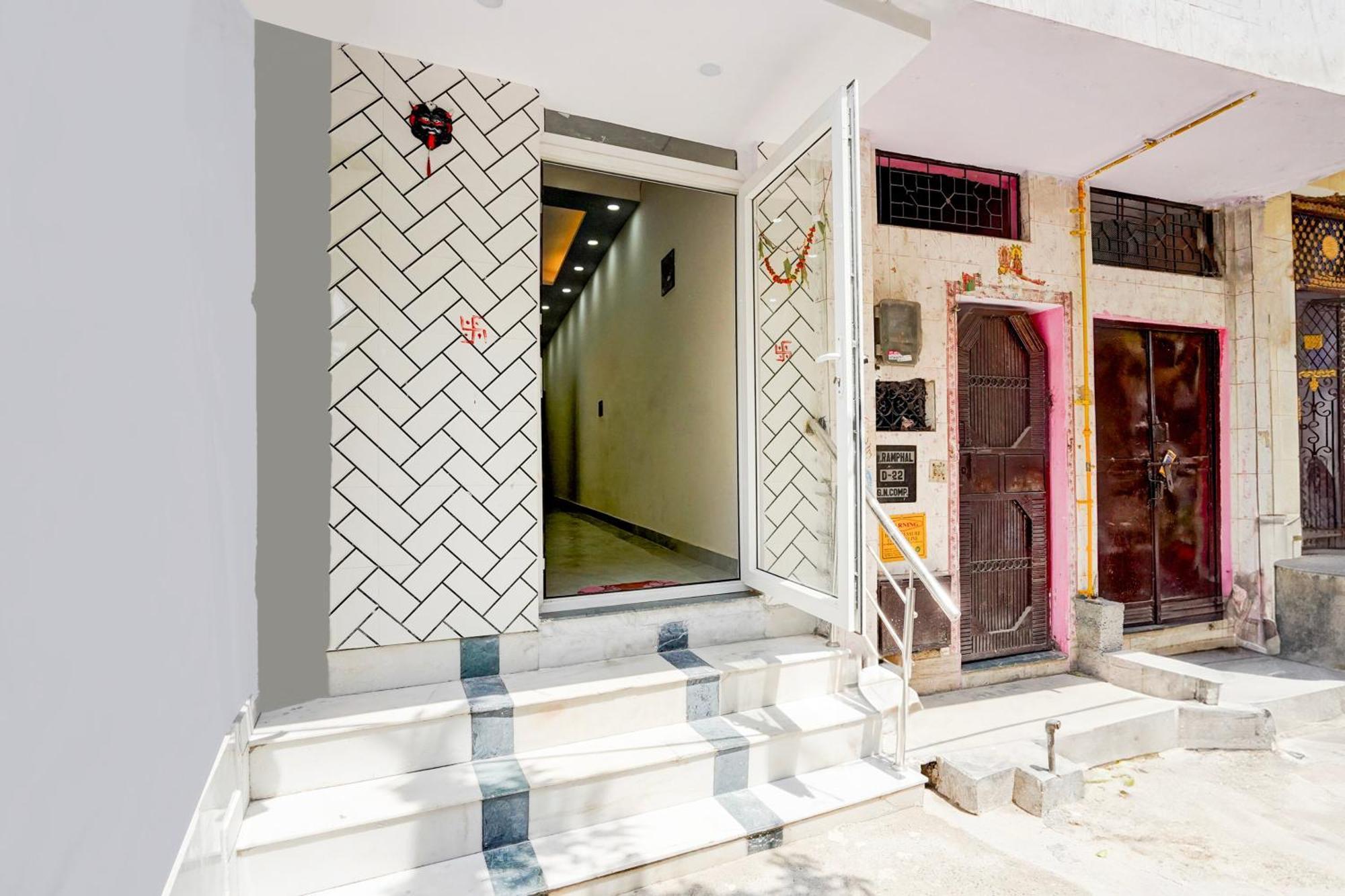 O Karan Residency New Delhi