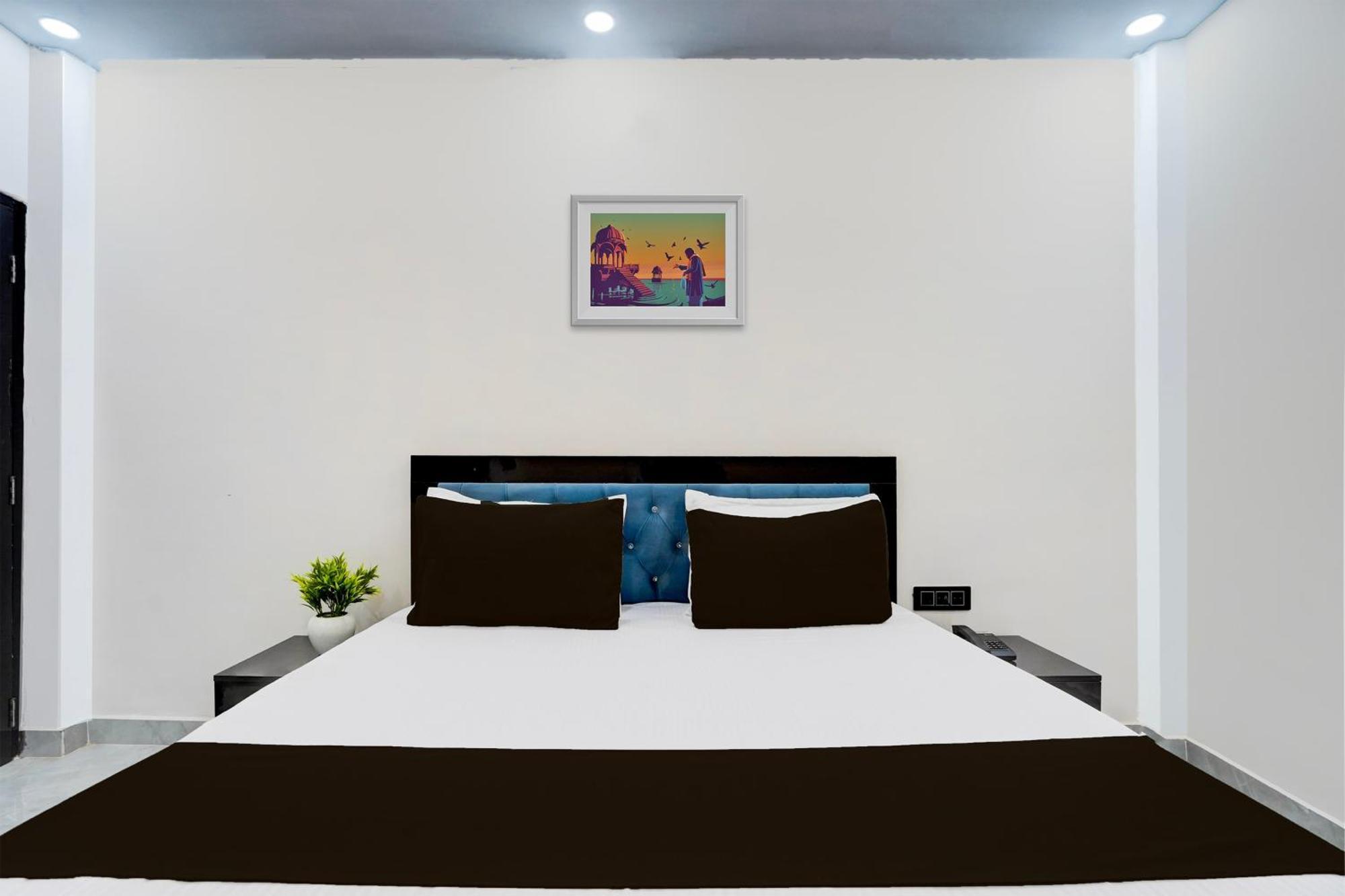 Hotel O Karan Residency